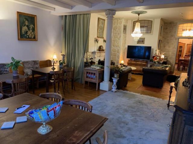 B&B Petit Chateau - Stijlvol Verblijf Centraal Gelegen In Zeeuws Vlaanderen Biervliet Dış mekan fotoğraf