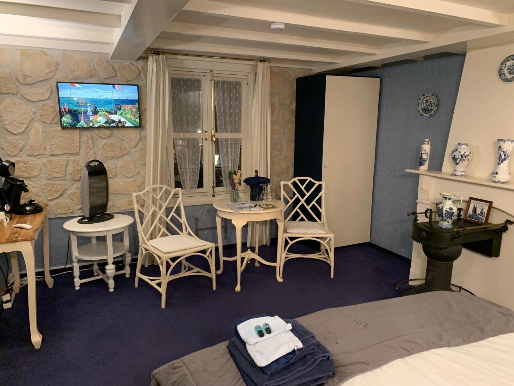 B&B Petit Chateau - Stijlvol Verblijf Centraal Gelegen In Zeeuws Vlaanderen Biervliet Dış mekan fotoğraf